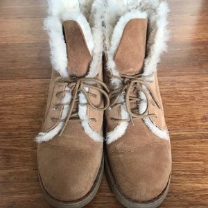Ugg Quincy Laceup Boots